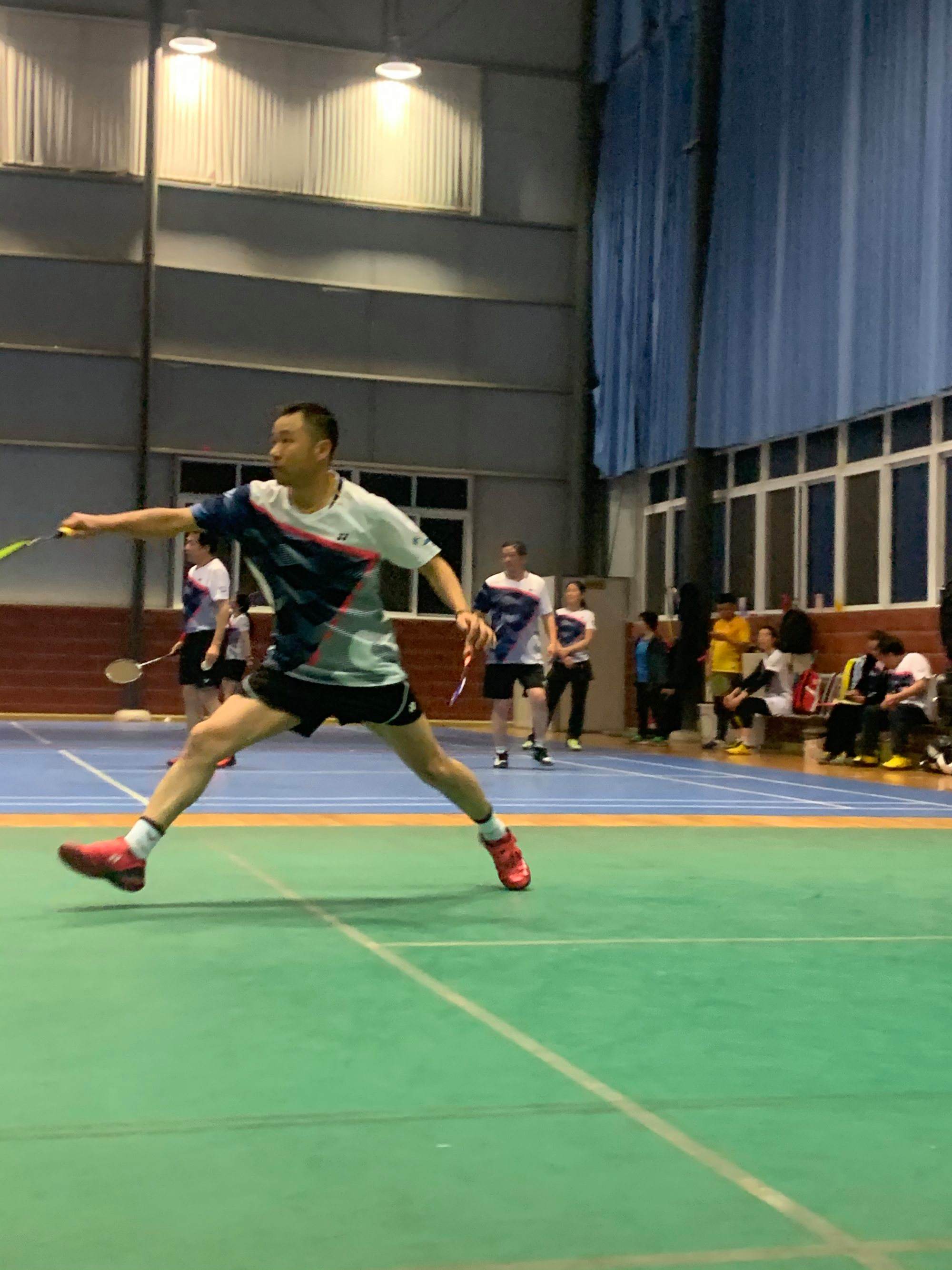 {YY GAME娛樂}(冬天打羽毛球还是很不错的) {YY GAME娛樂}(冬天打羽毛球还是很不错的)