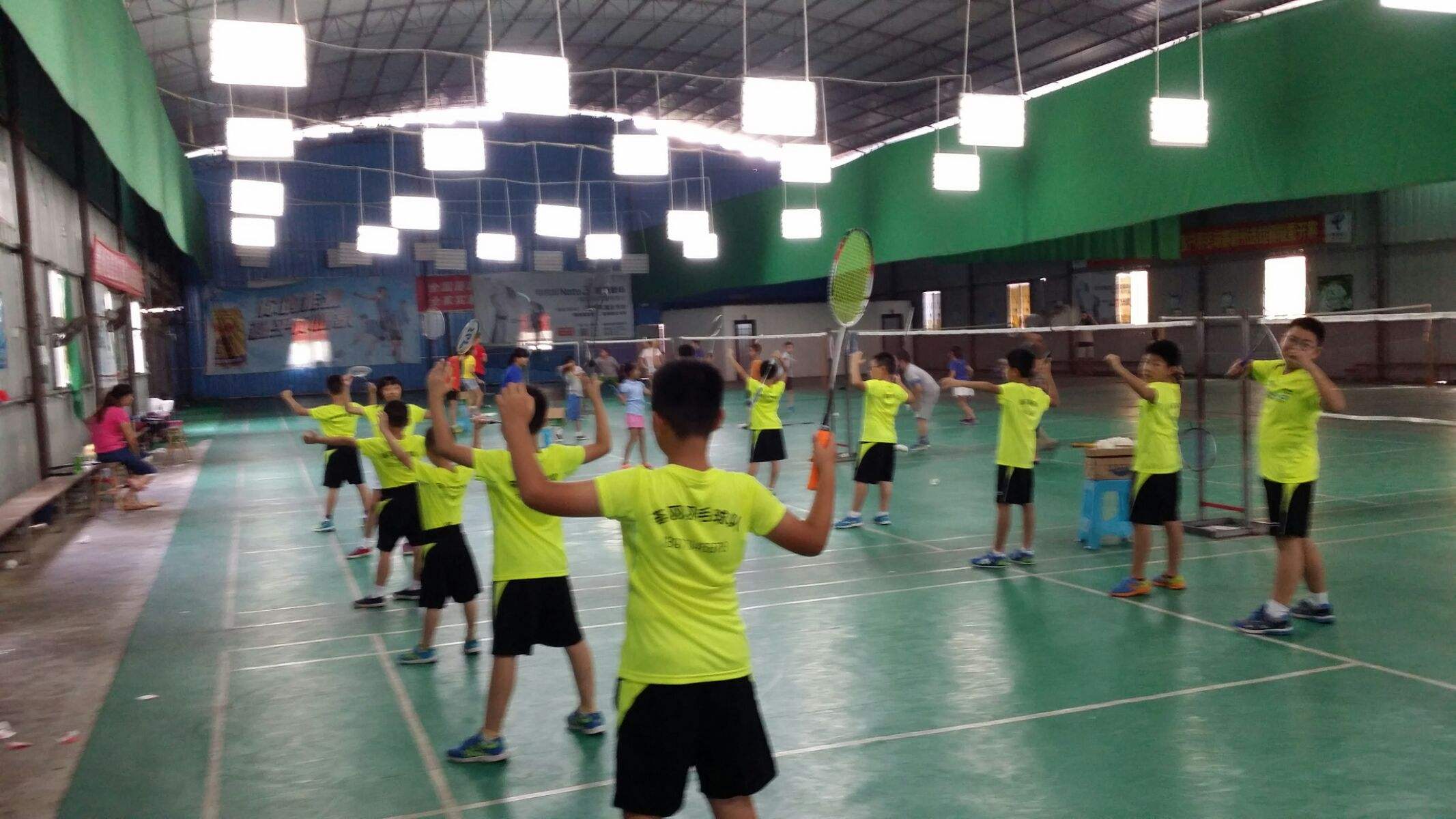 {賭馬}(亦庄羽毛球培训班)